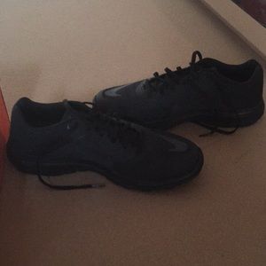 Men’s Nike Tennis Shoes